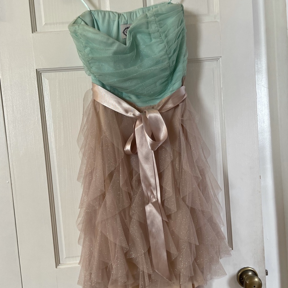 DEB formal/semi-formal strapless dress